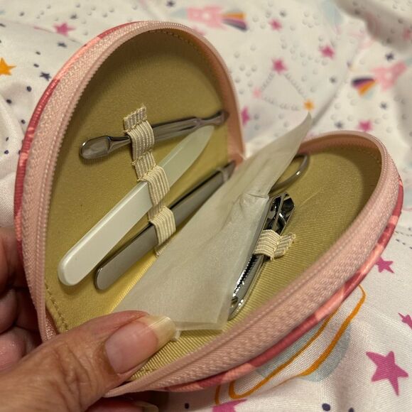 NWT Belk Pink Multi-Color Nail Care Kit - Picture 4 of 11